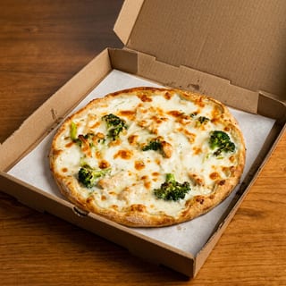 Chicken Alfredo Pizza